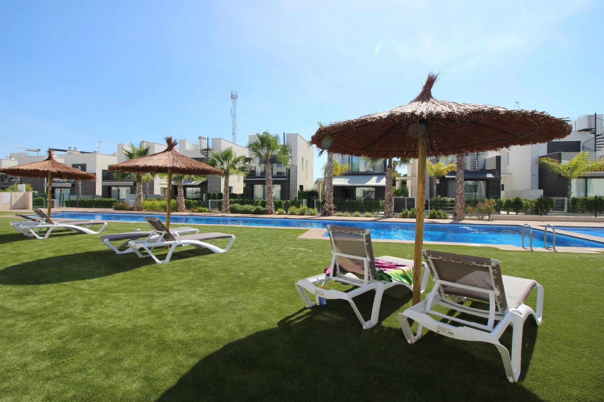 Villa Tindra 托雷维耶哈 外观 照片