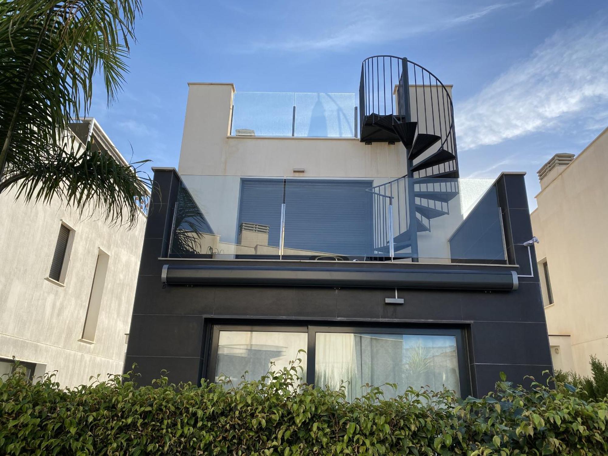 Villa Tindra 托雷维耶哈 外观 照片